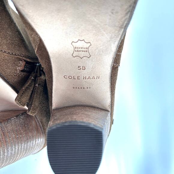 Cole Haan Suede Ankle Boots 5 NWOT Tan Brown Ankle Wrap Buckle Booties Western - Picture 6 of 7
